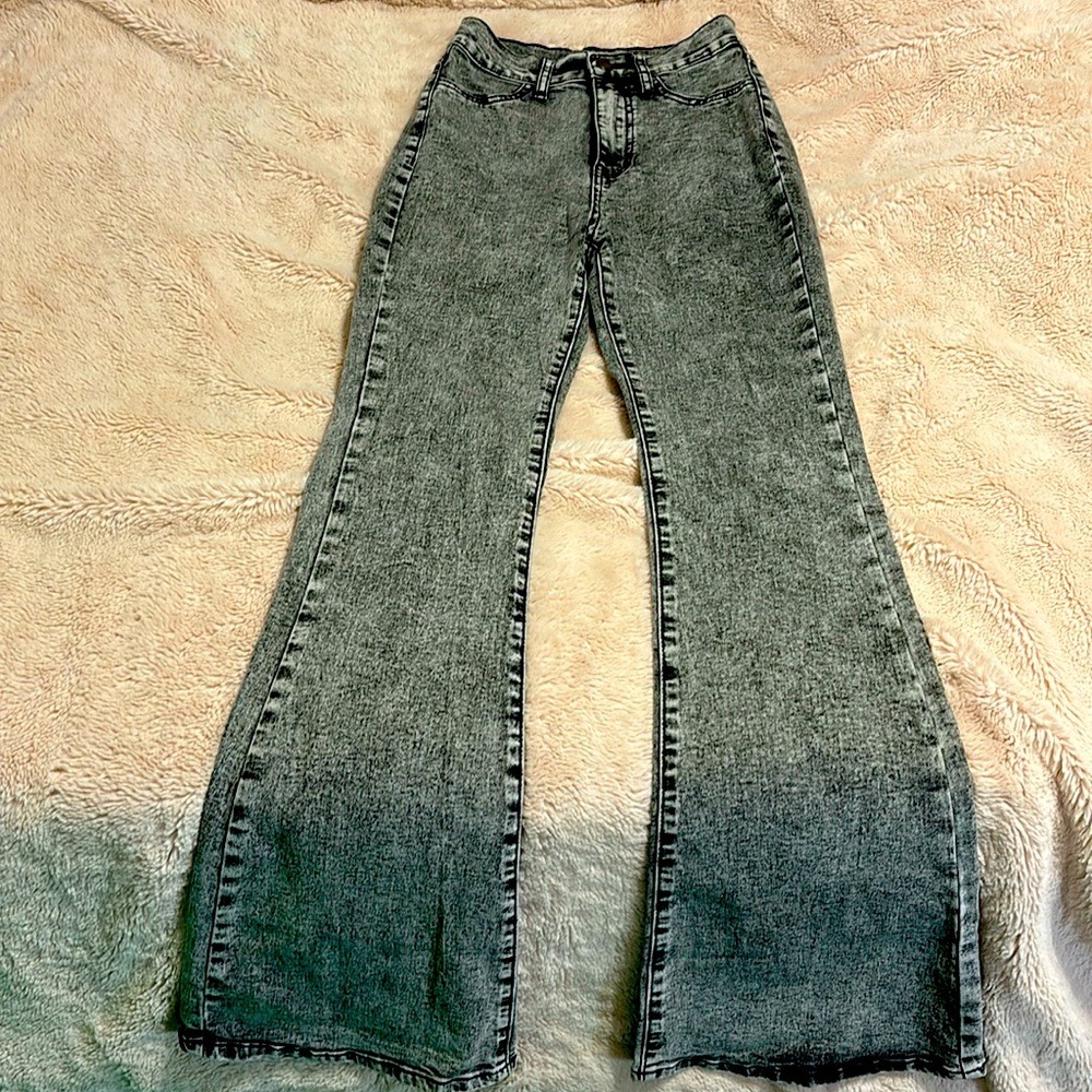 VERY STRETCHY BRAND NEW!